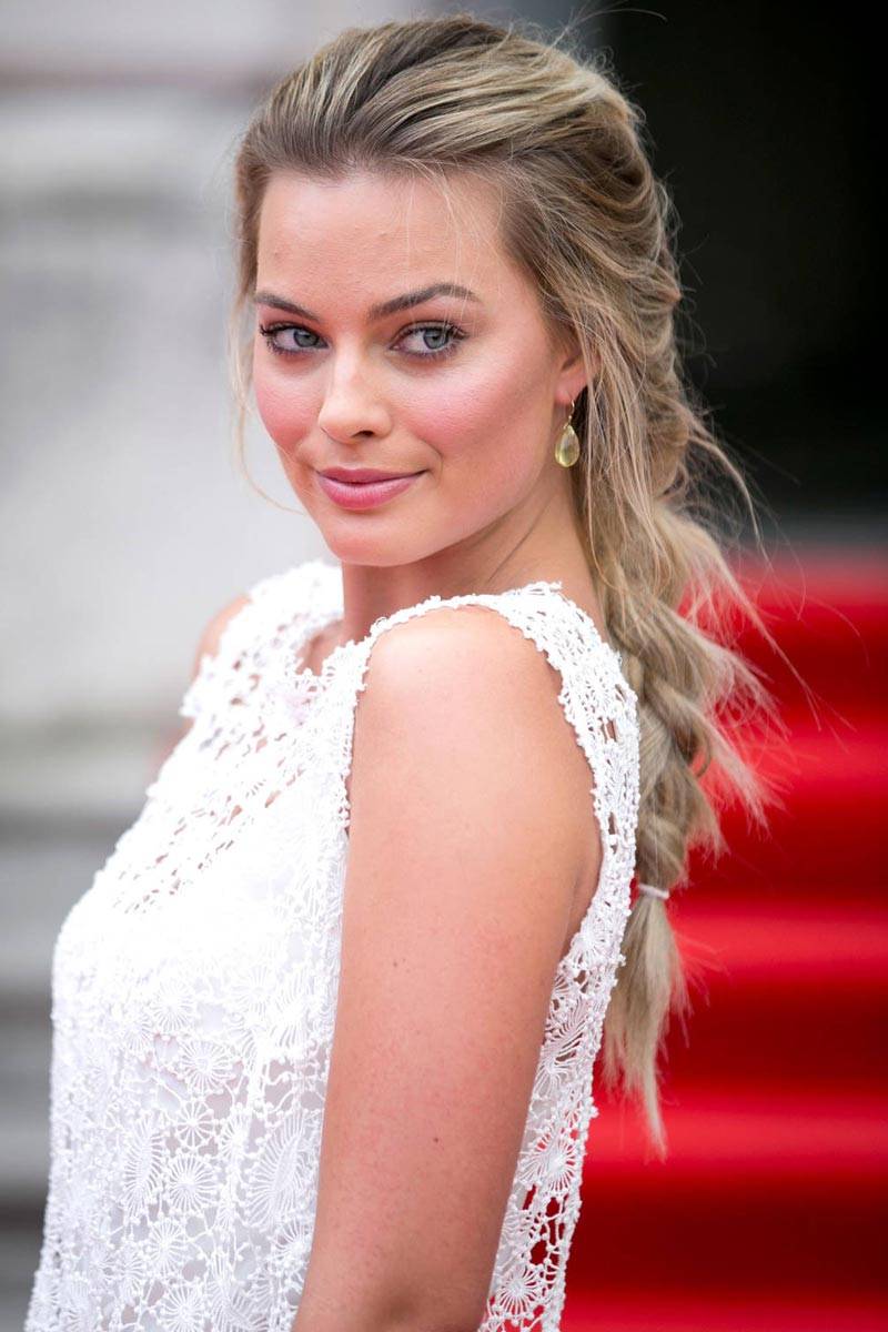 Margot Robbie French Braid