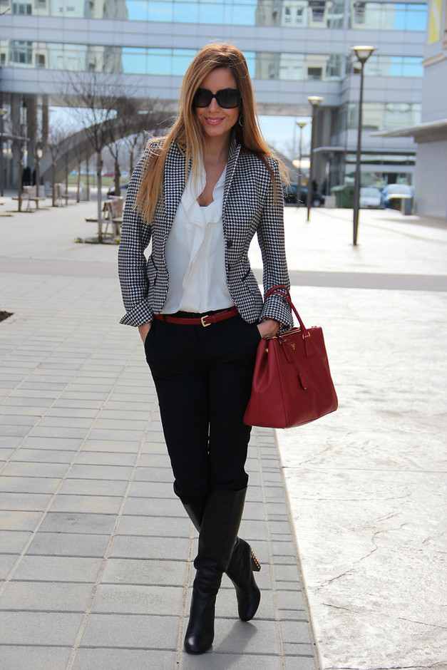 Plaid Blazer Outfit Idea for Work