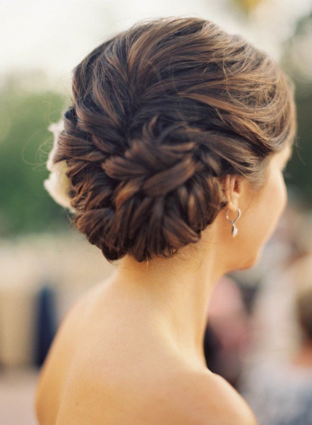 Pretty Braided Hairstyle for Wedding