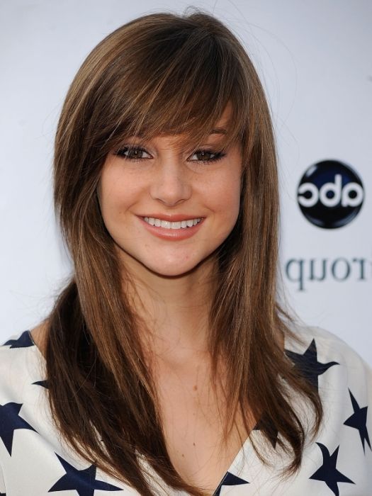 How To Achieve Bangs Without Getting A Haircut