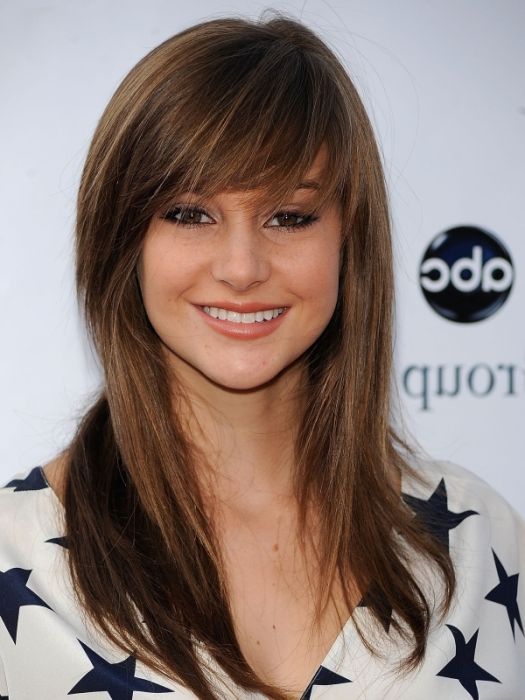 Pretty Long Layered Haircut With Bangs