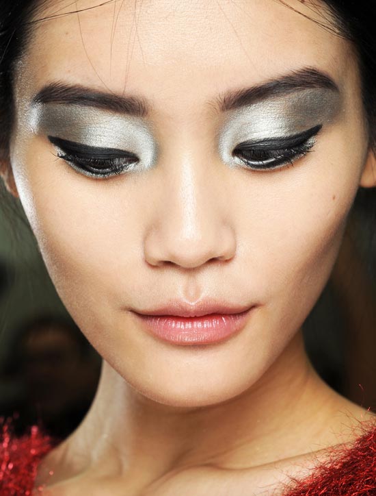 Silver Grey Eye Makeup Idea