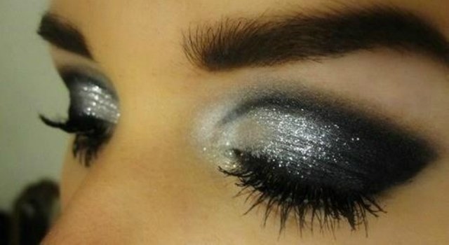 Silver Shimmer Eye Makeup Idea