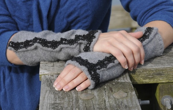 Fingerless Gloves