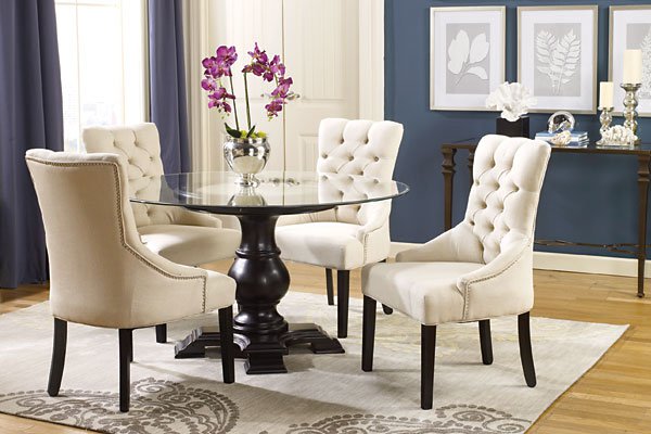 Round Dining Table With Tufted Chairs, Round Dining Room Table With Tufted Chairs