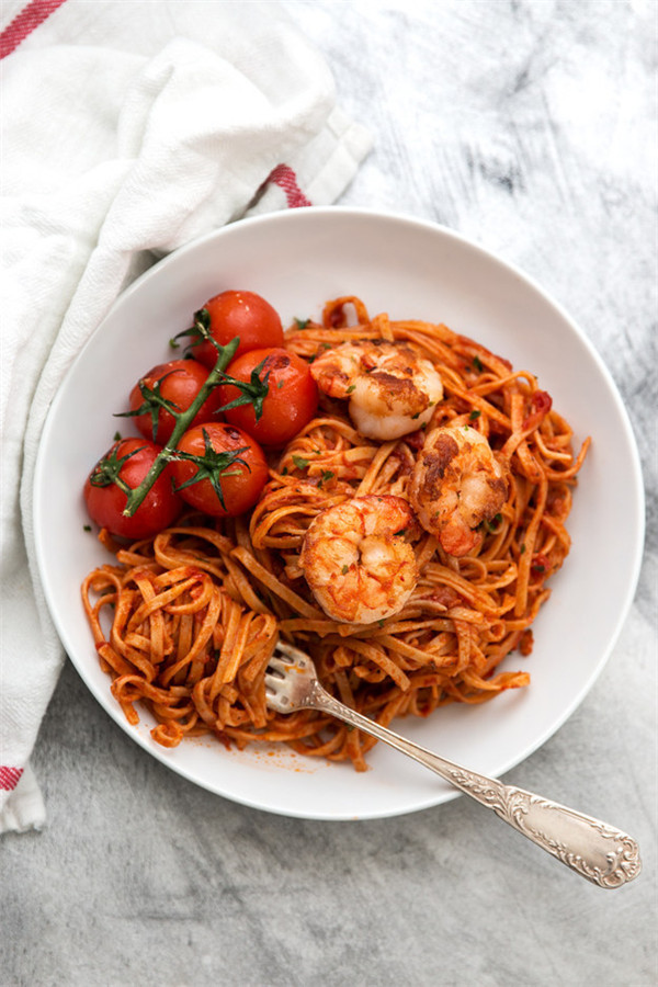 Shrimp & Tomato Linguine