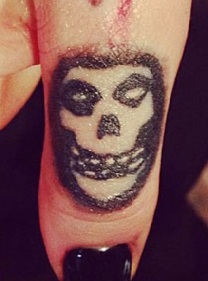 Ash Costellos Tattoos - Skull Tattoo