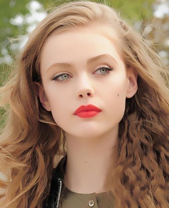 Red Lips for the Next Season - Pretty Designs