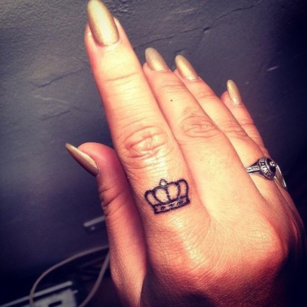 Crown Finger Tattoo