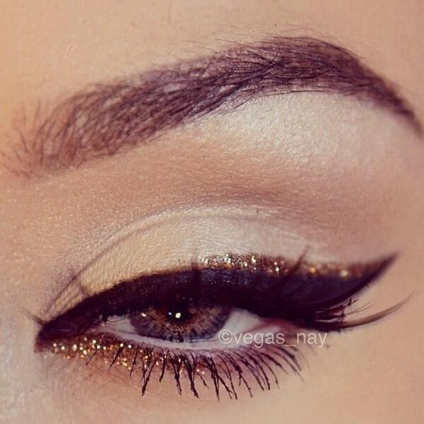 Golden Glitter Eyes