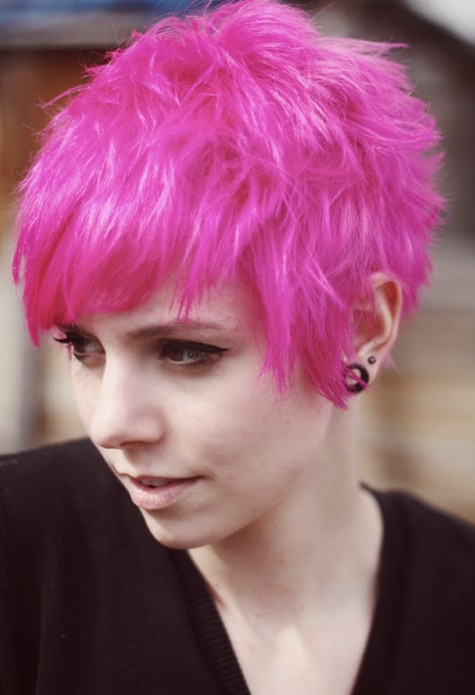 Razored Pixie in Bright Pink