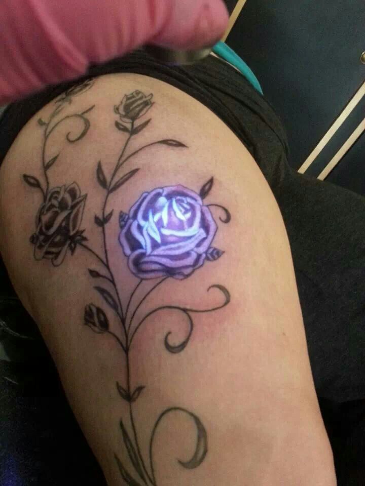 12 Glow Tattoo Designs You May Like - Pretty Designs