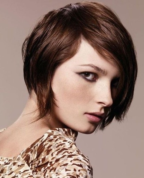 Short Wavy Hairstyle For Brunette Hair