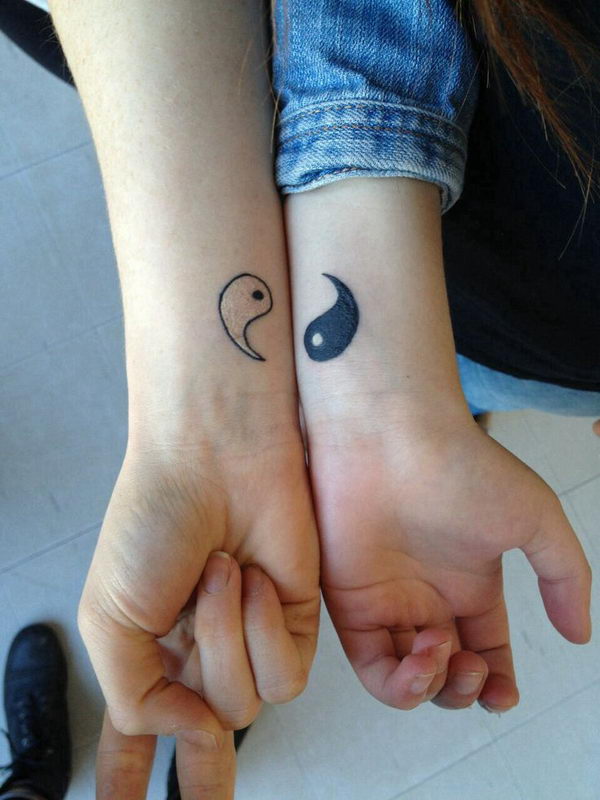 Details more than 78 matching tattoos for besties - thtantai2