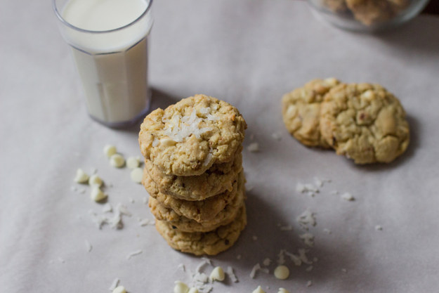 Easy Coconut and White Chocolate Cookies