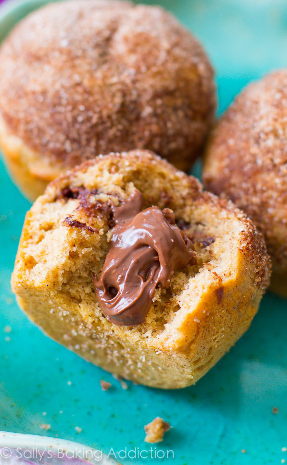 Nutella Stuffed Cinnamon Sugar Muffins