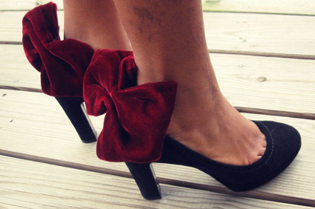 Red Bow Heels