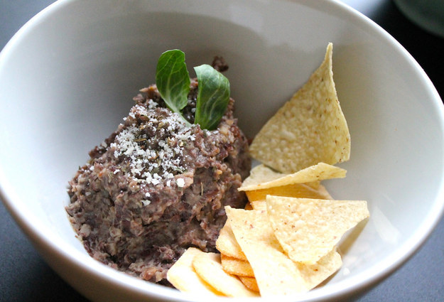 Skinny Black Bean Dip