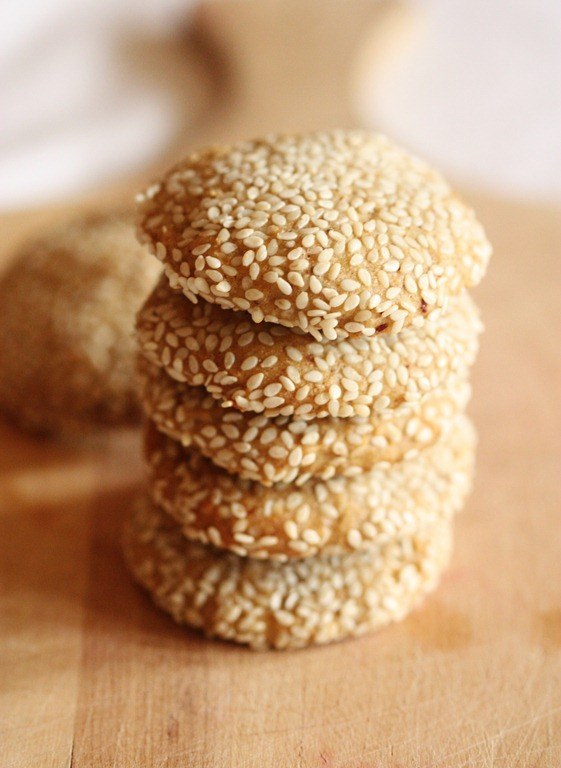 Sweet Sesame Cookies