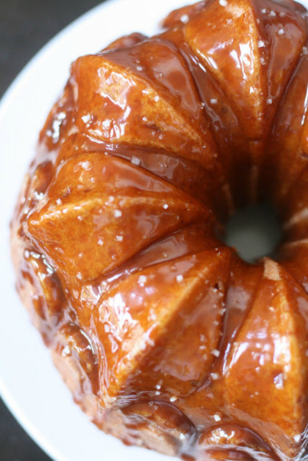 Toffe Vanilla Bean Bundt Cake