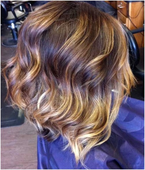 Wavy Bob Haircut for Ombre Hair