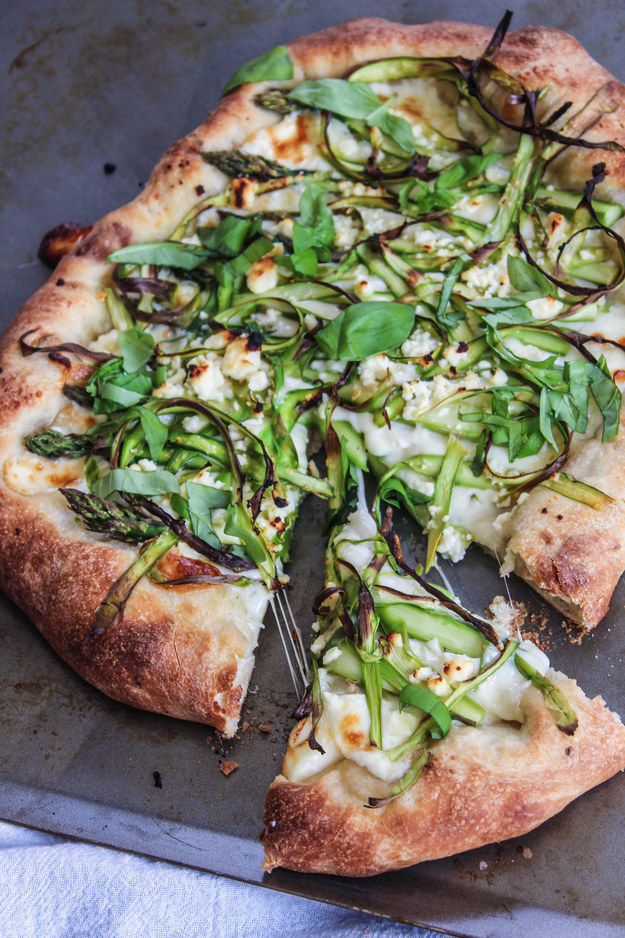 Asparagus Cheese Pizza