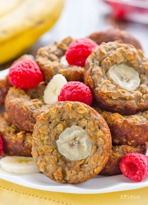 Banana Protein Baked Oatmeal Cups