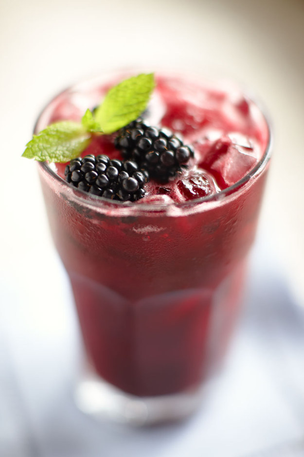 Blackberry Mint Iced Tea