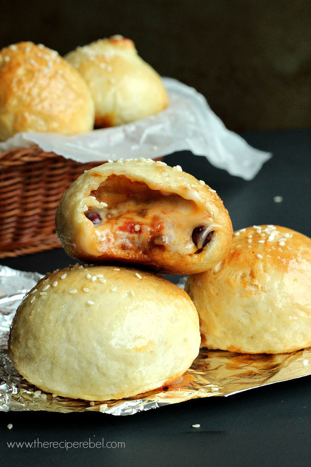 Chili Cheese Pretzel Bites