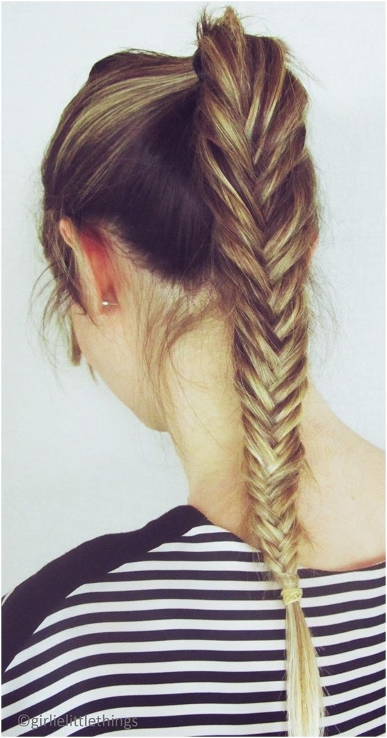 12 Simple Fishtail Braid Hairstyles - Pretty Designs