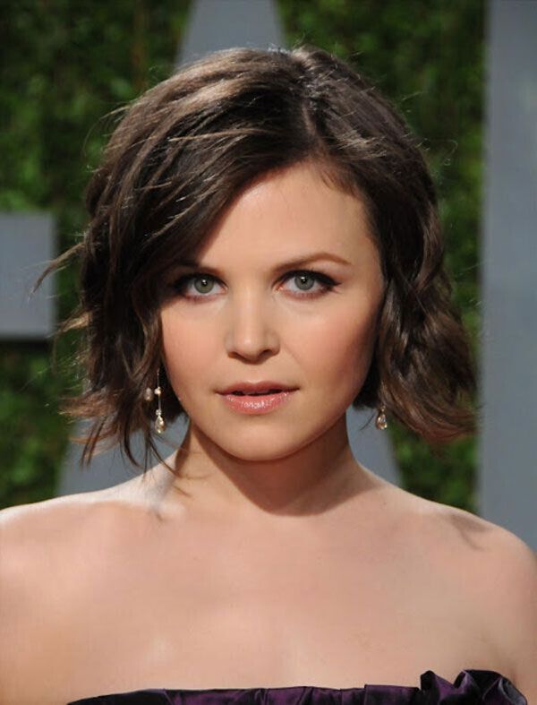 Ginnifer Goodwin Short Wavy Hairstyle