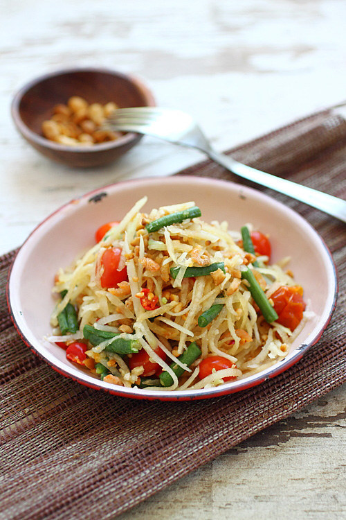 Green Papaya and Mango Salad