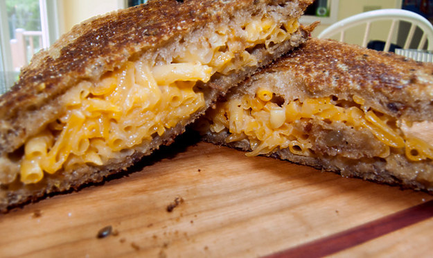 Grilled Macaroni and Cheese