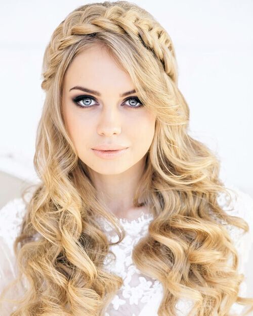 Long Wavy Hairstyle with Braided Headband