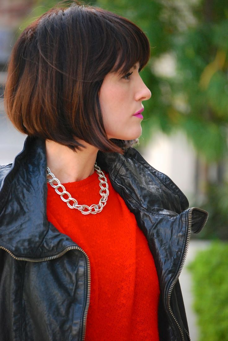 Short Ombre Bob Hair with Blunt Bangs