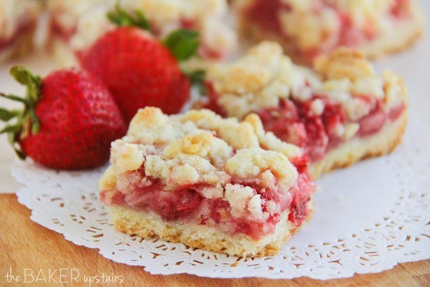 Strawberry Crumb Bars