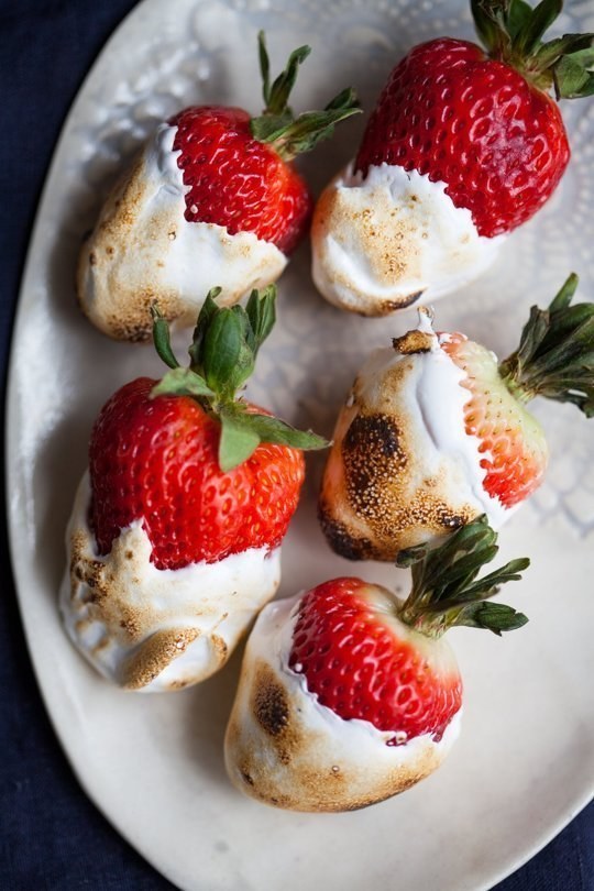 Toasted Marshmallow Strawberries