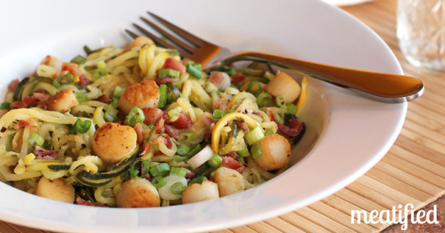 Zucchini Noodles and Scallops Bacon