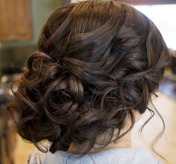 Glamorous Wedding Updo Hairstyle