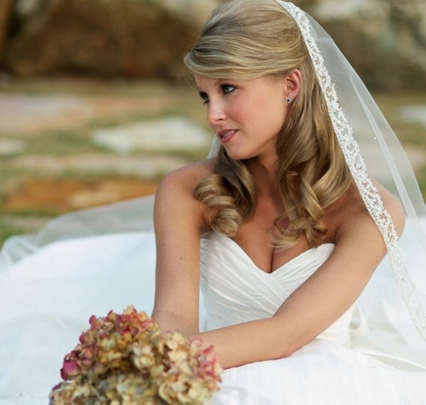 Half Up Hairdo for Wedding Hairstyles