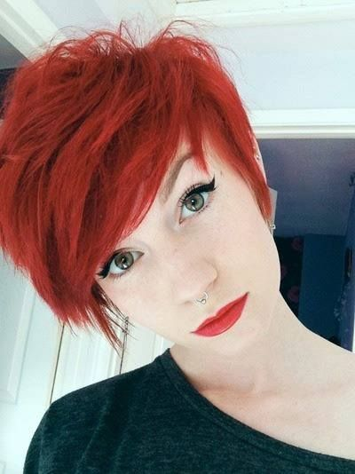 Pretty Short Haircut for Red Hair