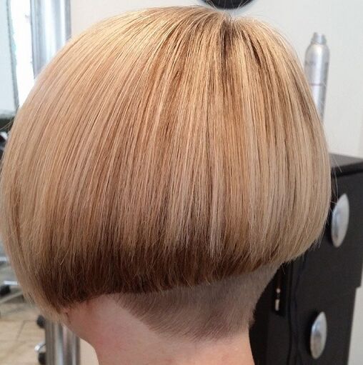 Short Bob Hairstyle for Straight Hair