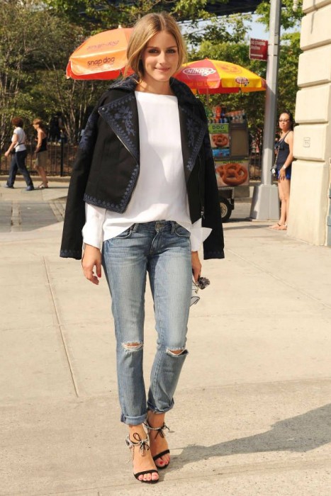 Boyfriend Jeans for Business-Like Look