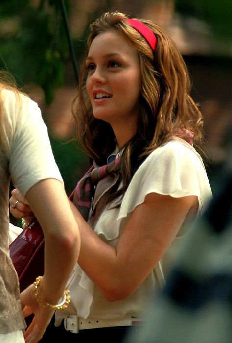 Leighton Meester Long Wavy Hairstyle