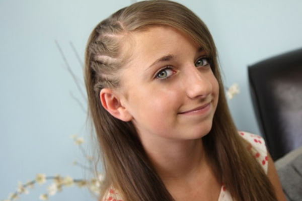 15 Interesting Twisted Hairstyles for Girls - Pretty Designs