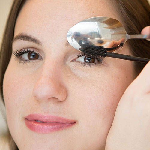 How to Apply Mascara: 10 Tips