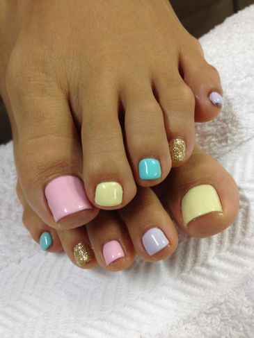 15 Adorable Toe Nail Designs and Ideas