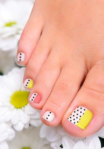 15 Adorable Toe Nail Designs and Ideas