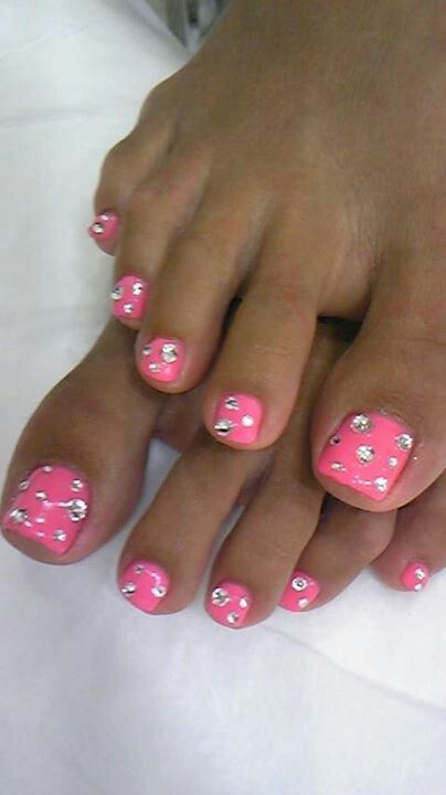 15 Easy Nail Art for Toes - Pretty Designs