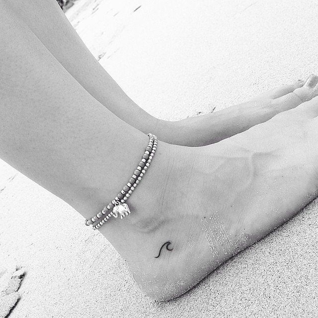 20 Cute Tiny Tattoo Ideas for Girls